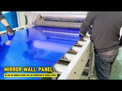 แผงผนังกระจก