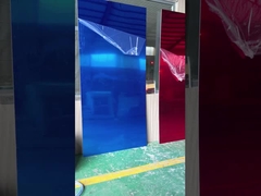 แผงผนังกระจก